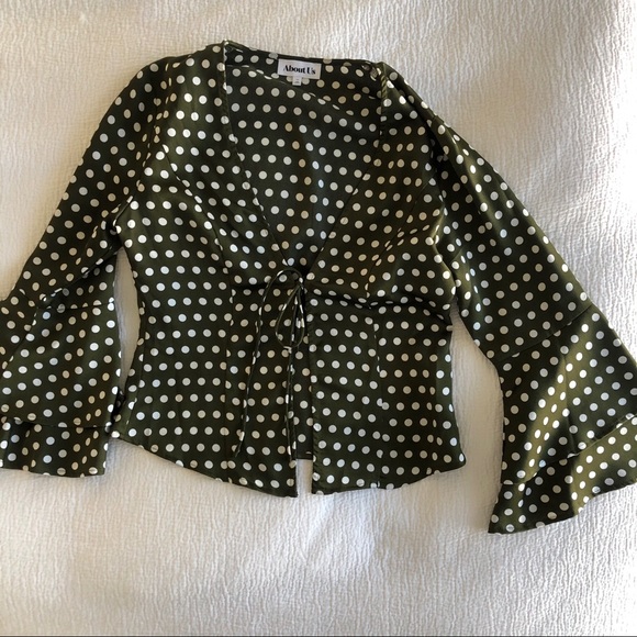 Tie Front Top - WORN ONCE - Picture 2 of 6